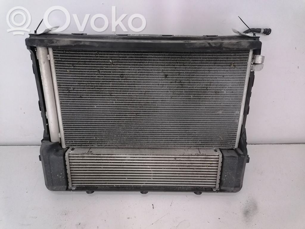 BMW 5 G30 G31 G38 Chłodnica / Komplet 