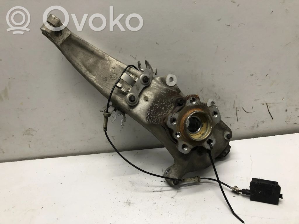 BMW 7 G11 G12 Piasta koła przedniego 