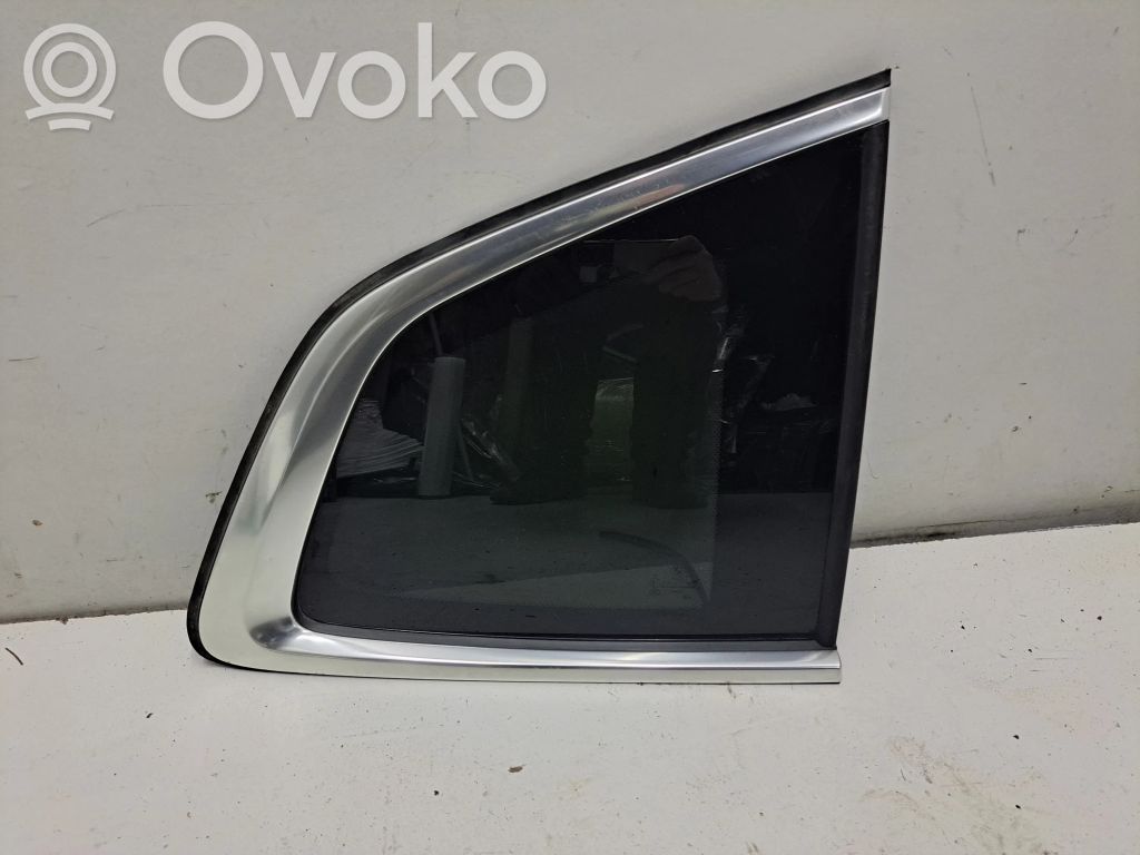 BMW X3 G01 Rear vent window glass 