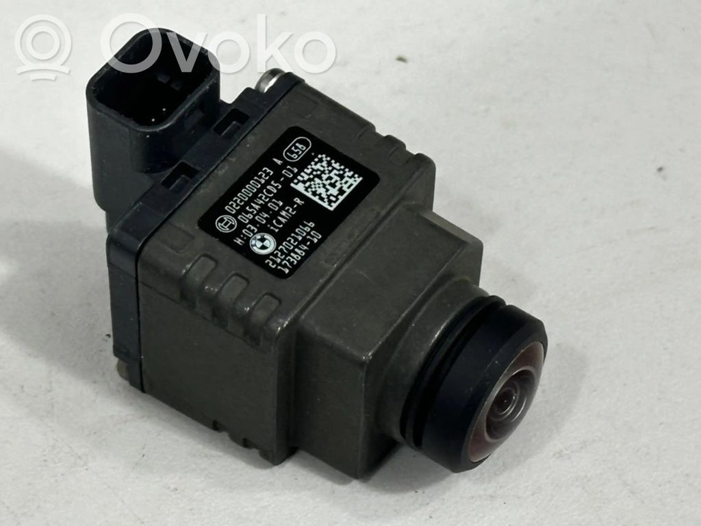 BMW 5 G30 G31 G38 Galinio vaizdo kamera 