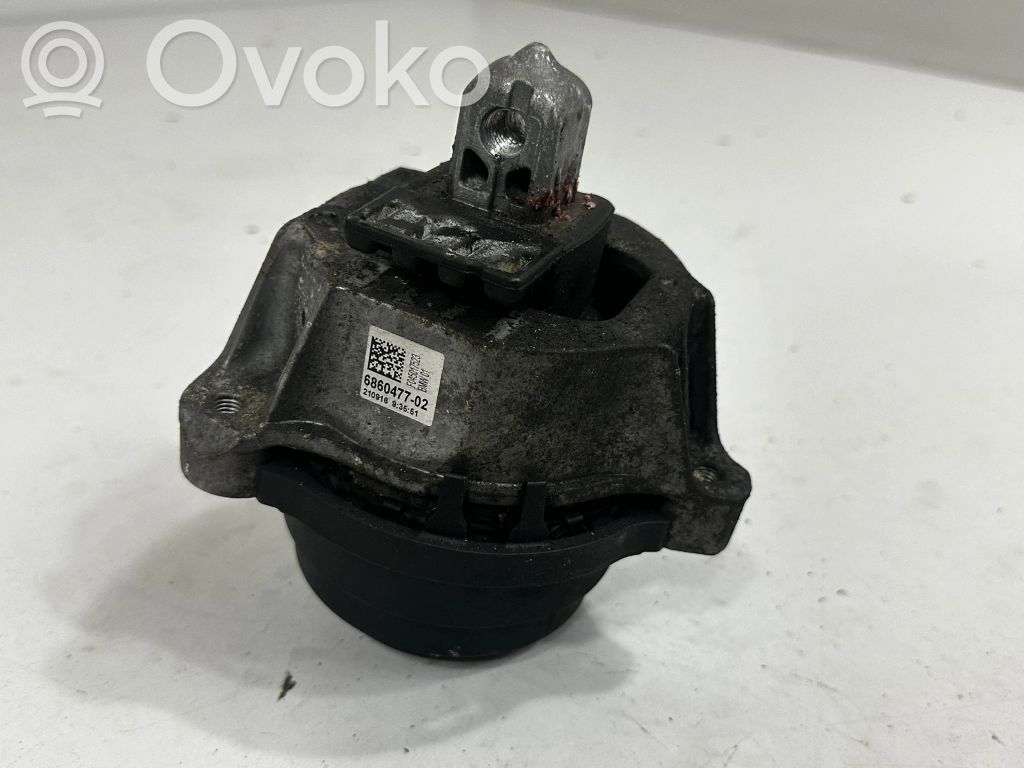 Engine mount bracket   6860477