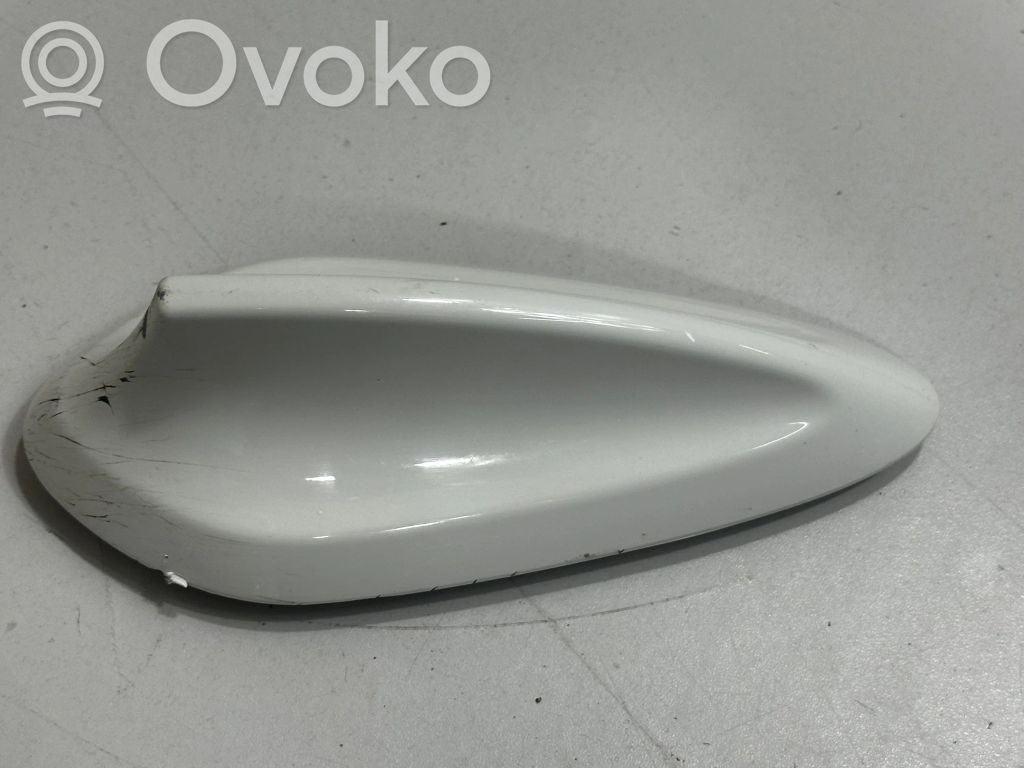 BMW 5 G30 G31 G38 Roof (GPS) antenna cover 