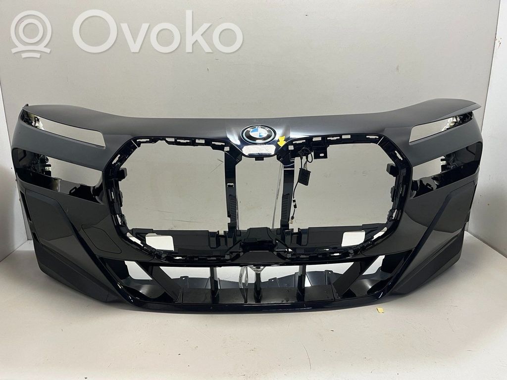 BMW 7 G70 Front bumper 