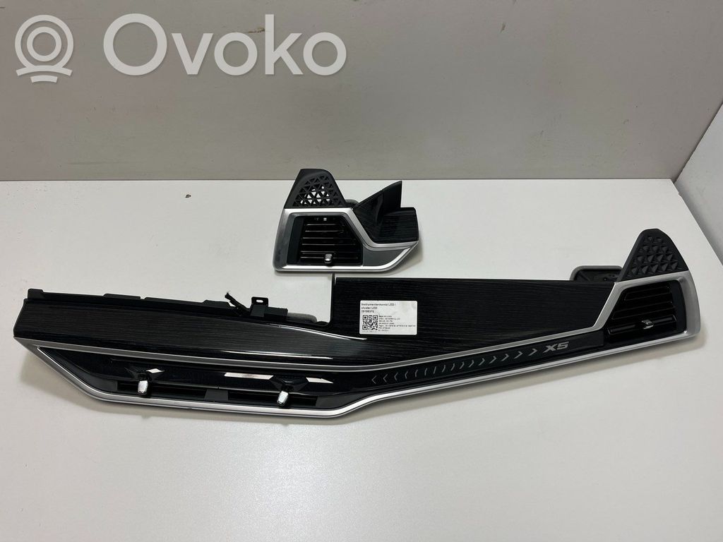 BMW X5 G05 Dysze / Kratki nawiewu deski rozdzielczej 