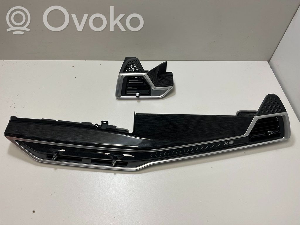 BMW X5 G05 Dysze / Kratki nawiewu deski rozdzielczej 