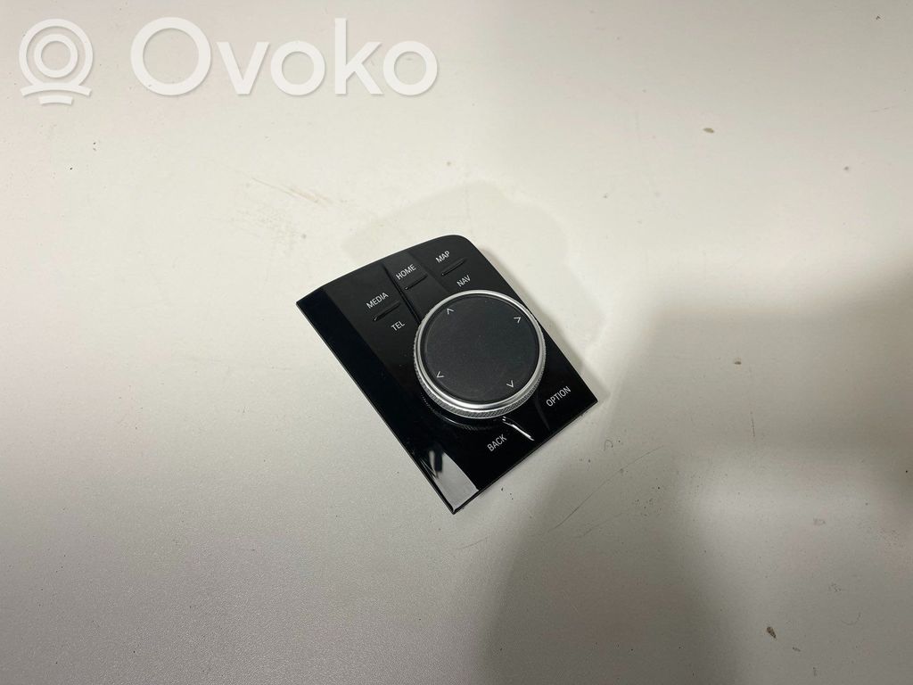 Head unit multimedia control   5A371C5,5B6B589,5B6D4E8