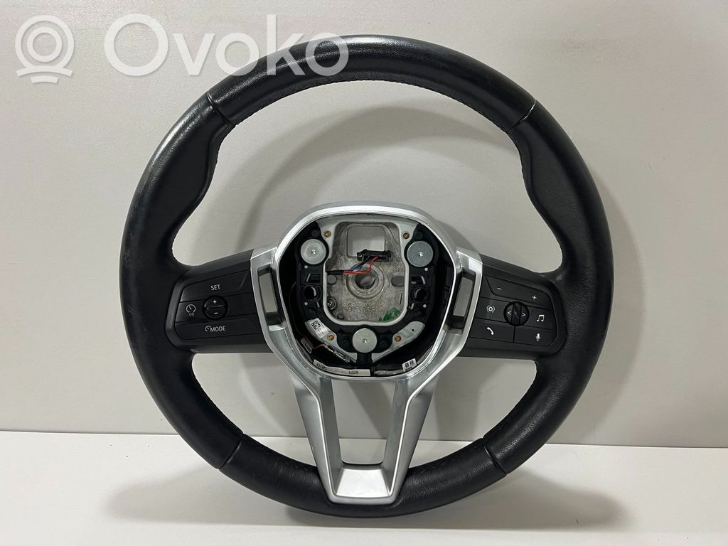 BMW X1 U11 Steering wheel 