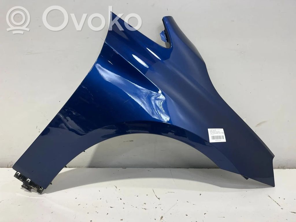 BMW 2 F46 Sparnas 