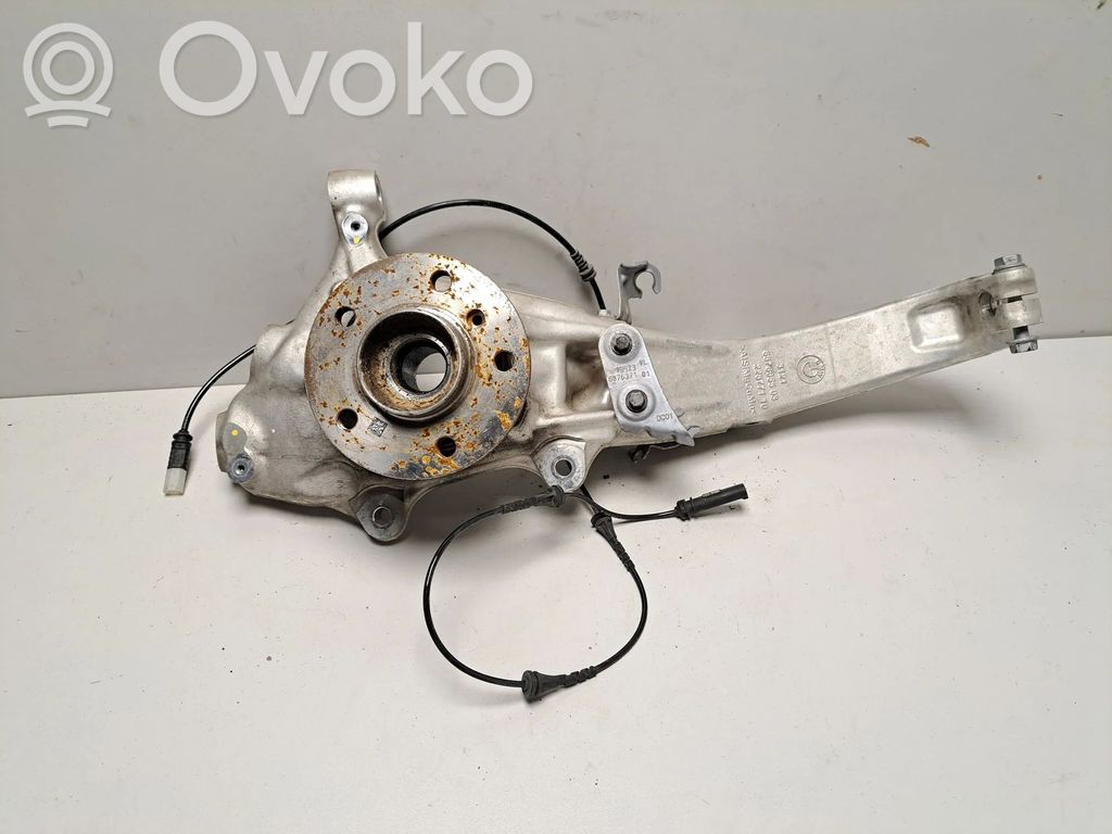 BMW X7 G07 Front wheel hub 