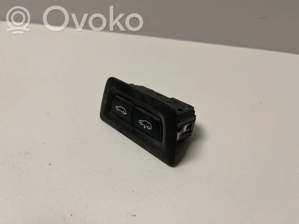 BMW X5 G05 Tailgate/boot open switch button 