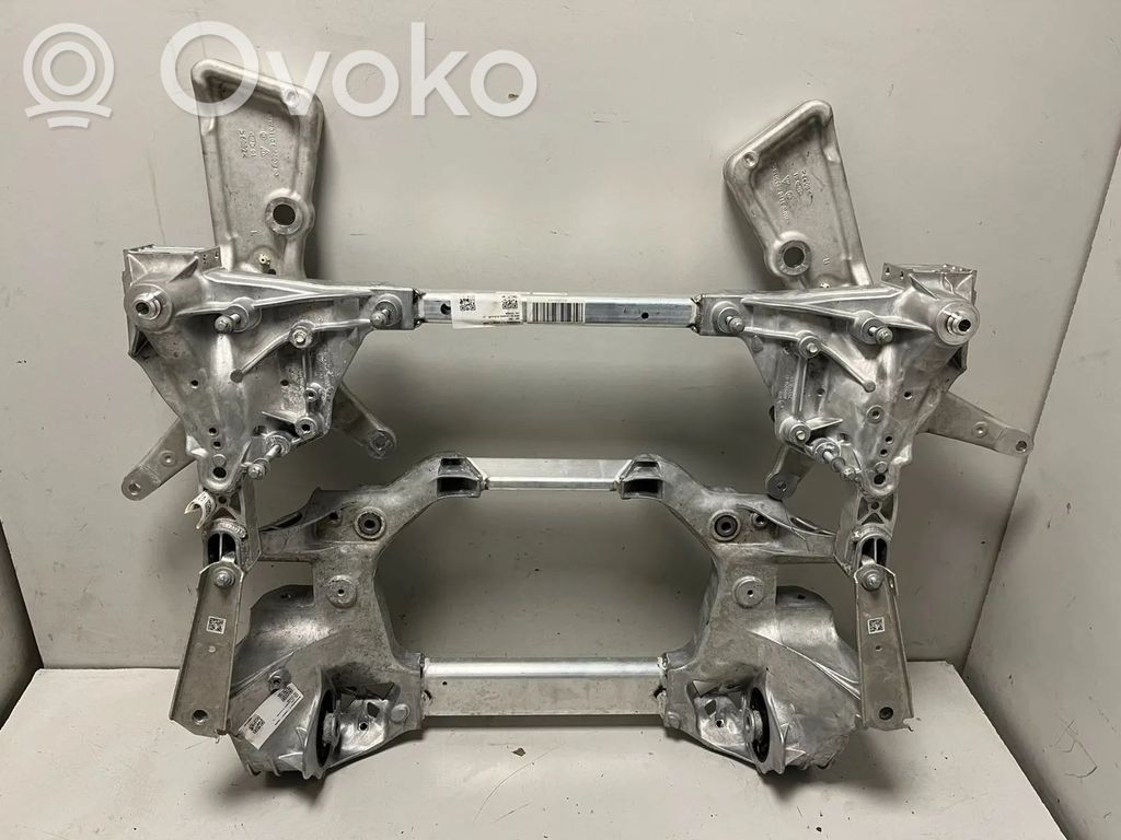 BMW 5 G60 G61 Rama pomocnicza przednia 