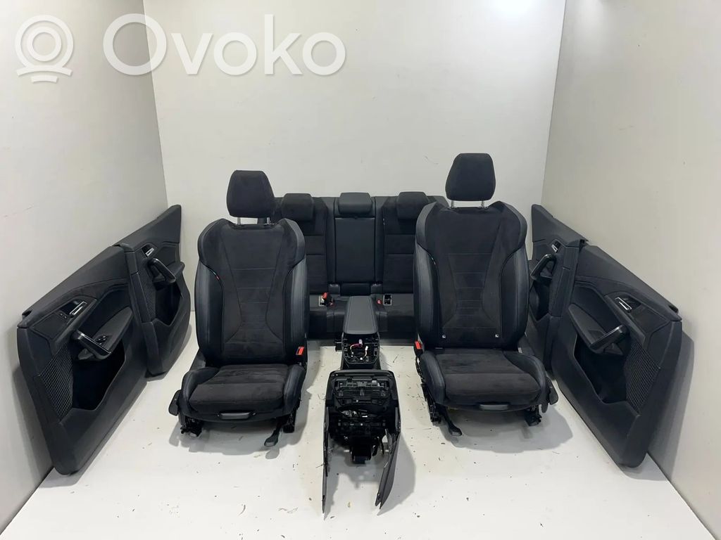 Interior set   5B634E3,5B634E6,5A22F51,5A2E049,5A3EC64,5A59CF2,5A59D46,5A59D79,5A59DB7,5A59DB8,5A59DB9,5A70544,5B359C9,5B359D0,5B359D1,5B359D2,5B75176,5B75177,5B75179,5B75180,7911649,7911650,7911655,7911656,8464144,9461888,9462979,9462981,9473170,9479664,9493403,9493411,9493591,9493592,9493593