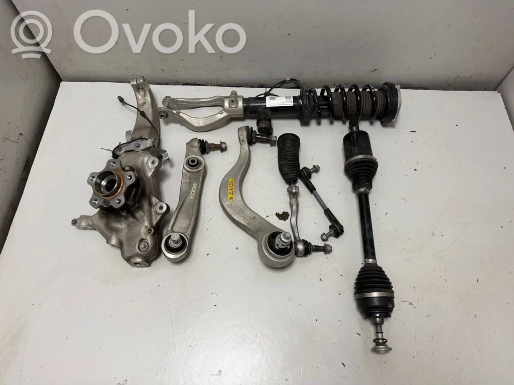 BMW 5 G60 G61 Zawieszenie przednie / Komplet 