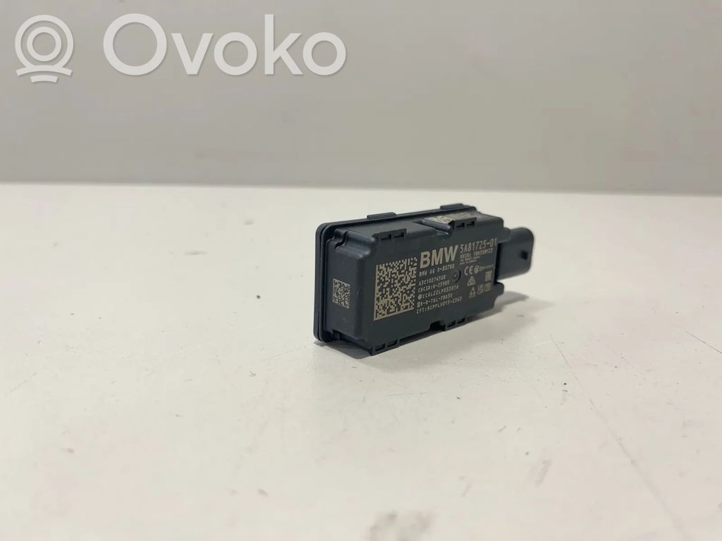 BMW X6 G06 Keyless system antenna 
