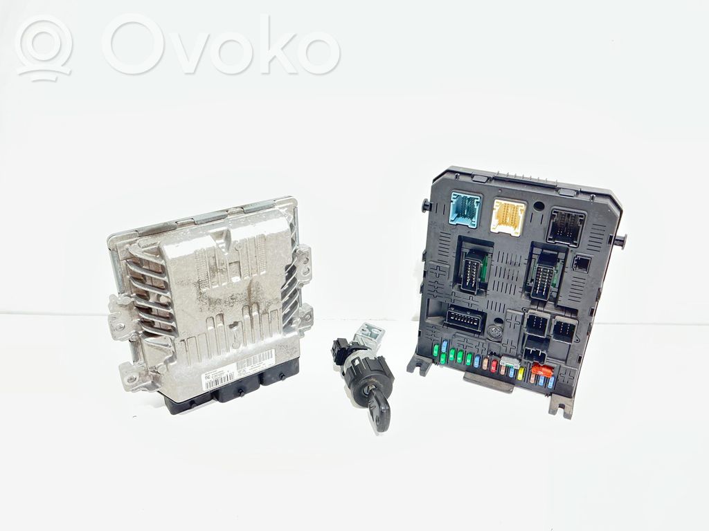 Citroen C4 Grand Picasso Engine ECU kit and lock set 