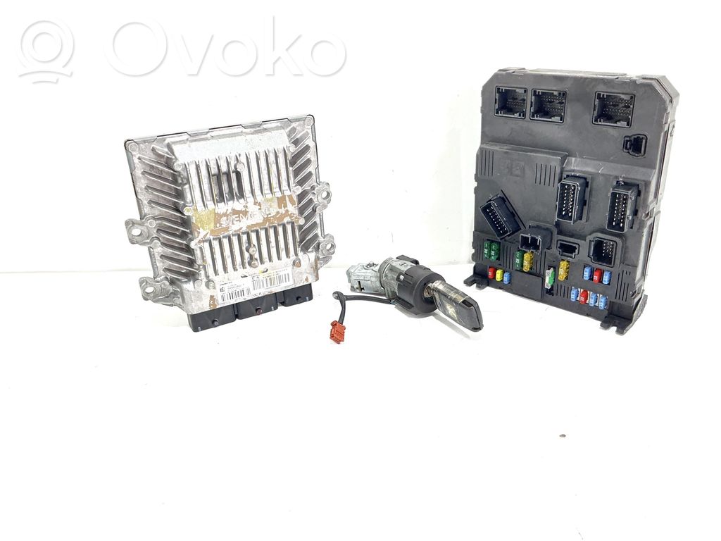 Peugeot 407 Kit cu ECU motor și set închidere uși 