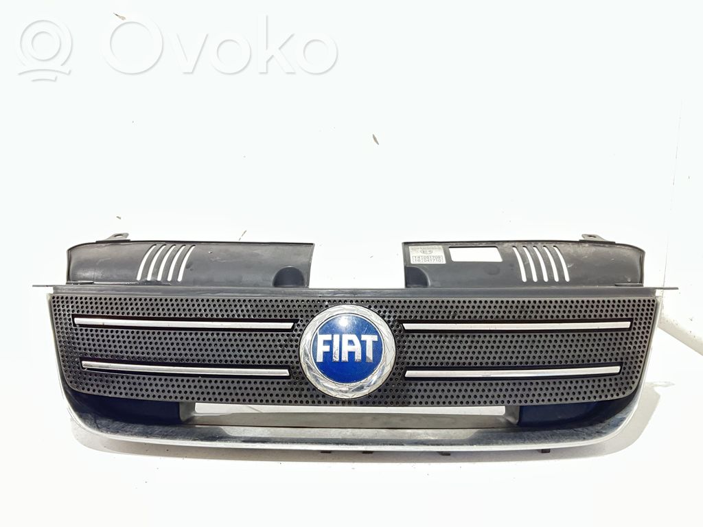 Fiat Idea Etupuskurin ylempi jäähdytinsäleikkö 