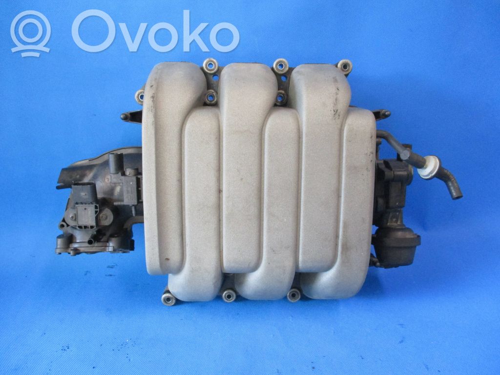Audi A4 S4 B8 8K Kolektor ssący 