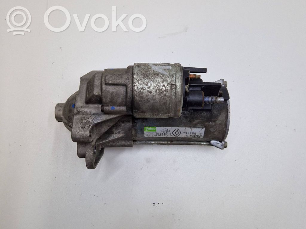 Renault Megane III Starter motor 
