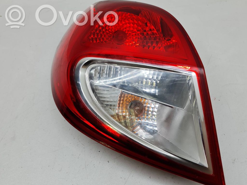 Renault Clio III Lampa tylna 