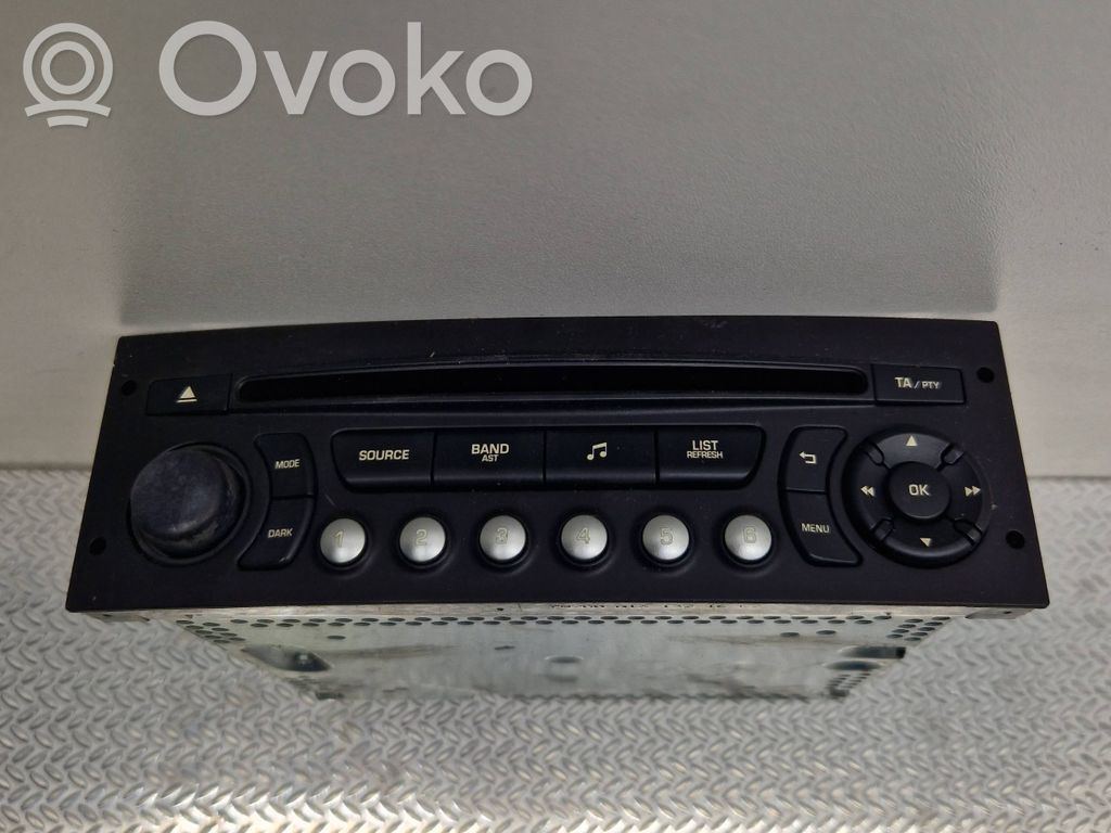 Peugeot Partner Panel / Radioodtwarzacz CD/DVD/GPS 