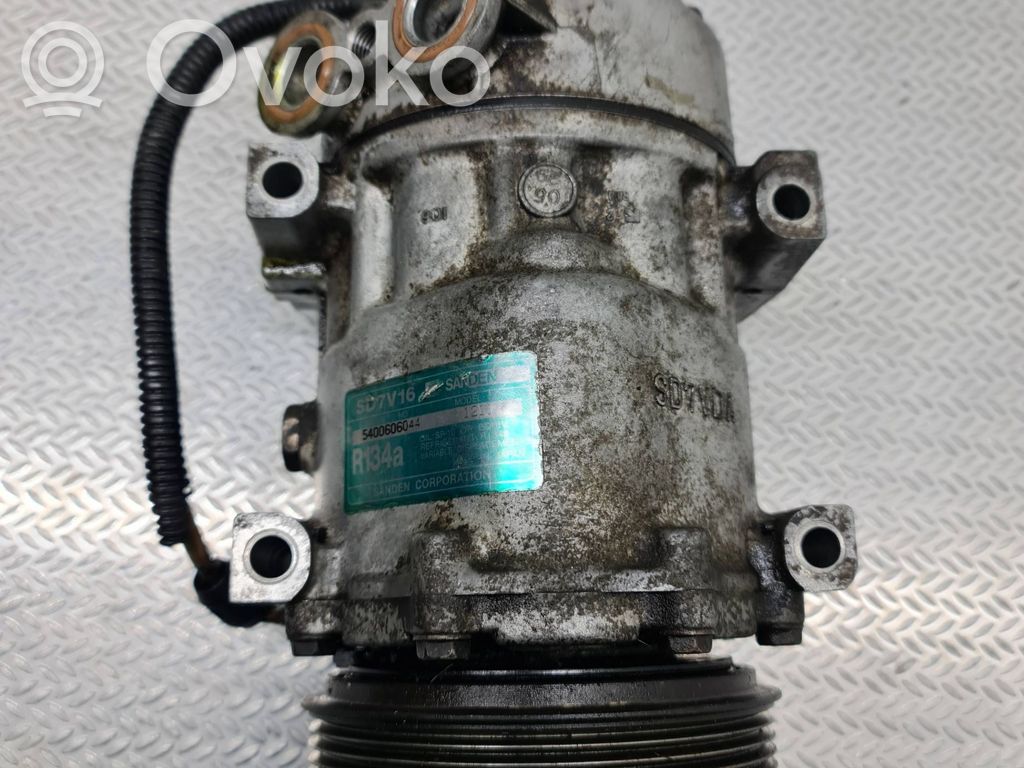 Ford C-MAX I Air conditioning (A/C) compressor (pump) 