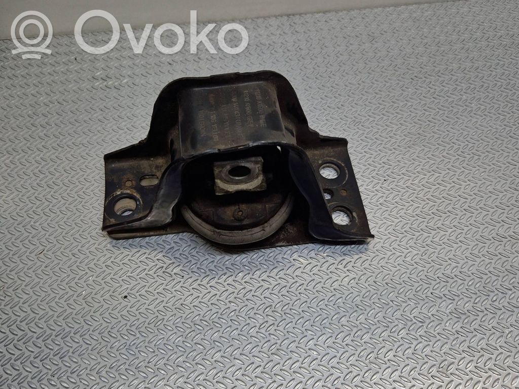 Engine mount bracket   11210AY600,11210AX600,8200140431,11210AY60A