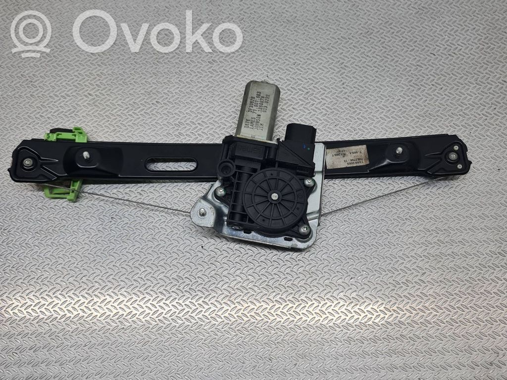 BMW 1 E81 E87 Regulador de puerta delantera con motor 