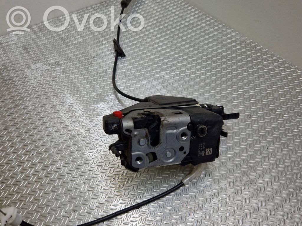 Peugeot Partner Front door lock 