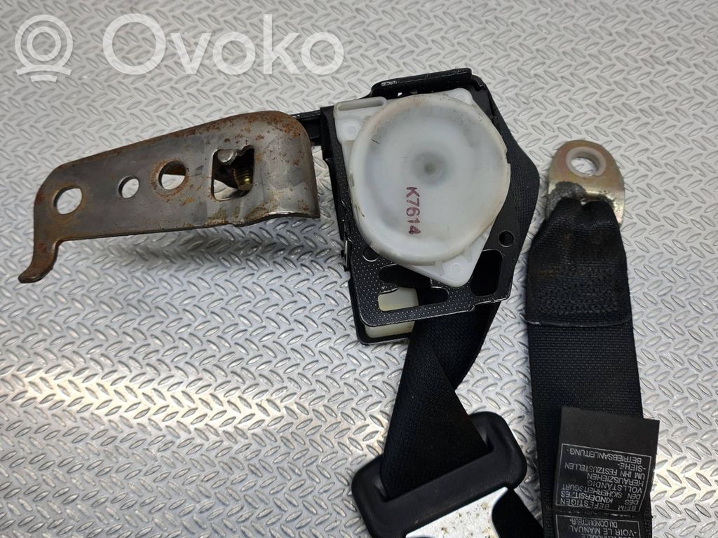 Toyota Corolla E120 E130 Pas bezpieczeństwa fotela tylnego 
