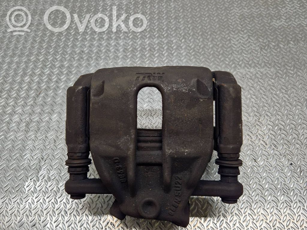 Nissan Note (E11) Передний суппорт 