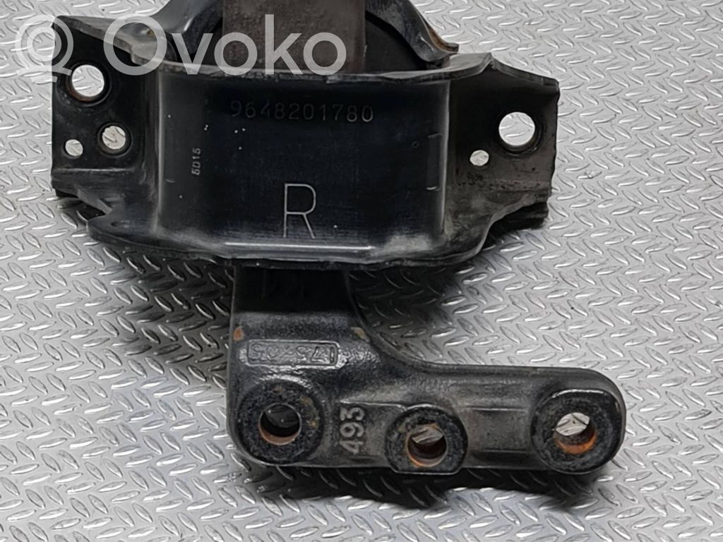 Citroen C3 Engine mount bracket 