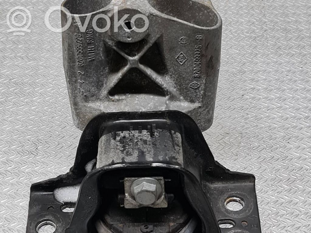Renault Clio III Подушка двигателя 