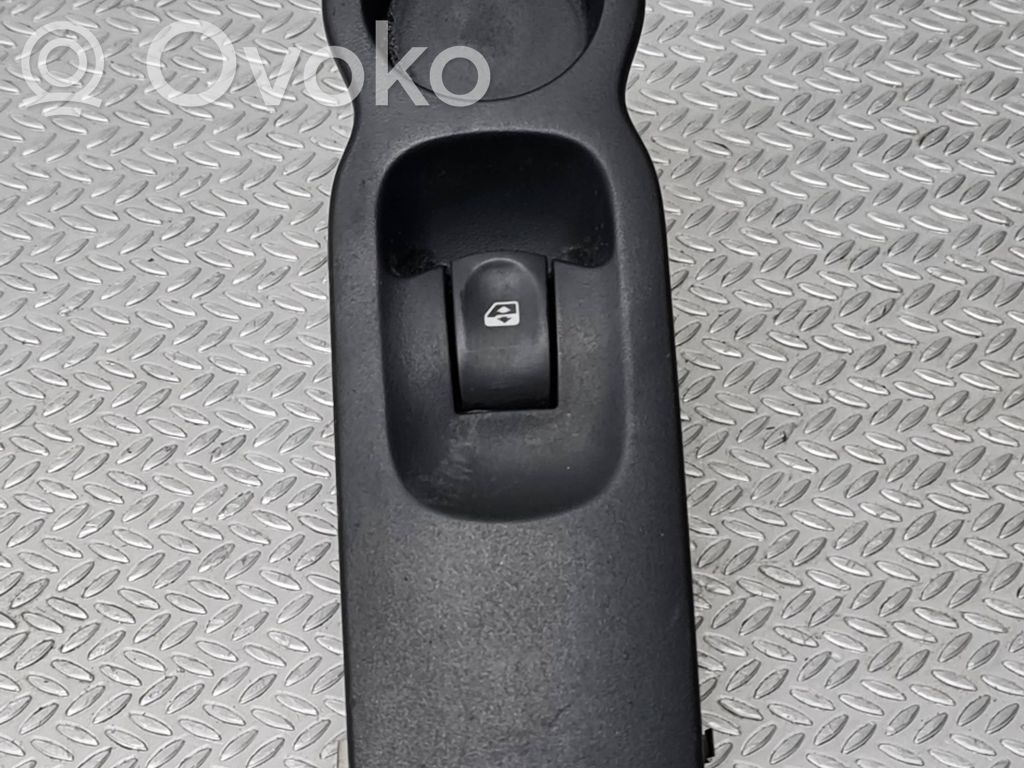 Przyciski szyb   8200278436,472000