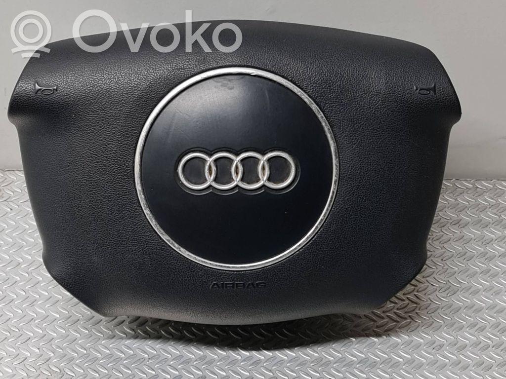 Audi A4 S4 B6 8E 8H Ohjauspyörän turvatyyny 
