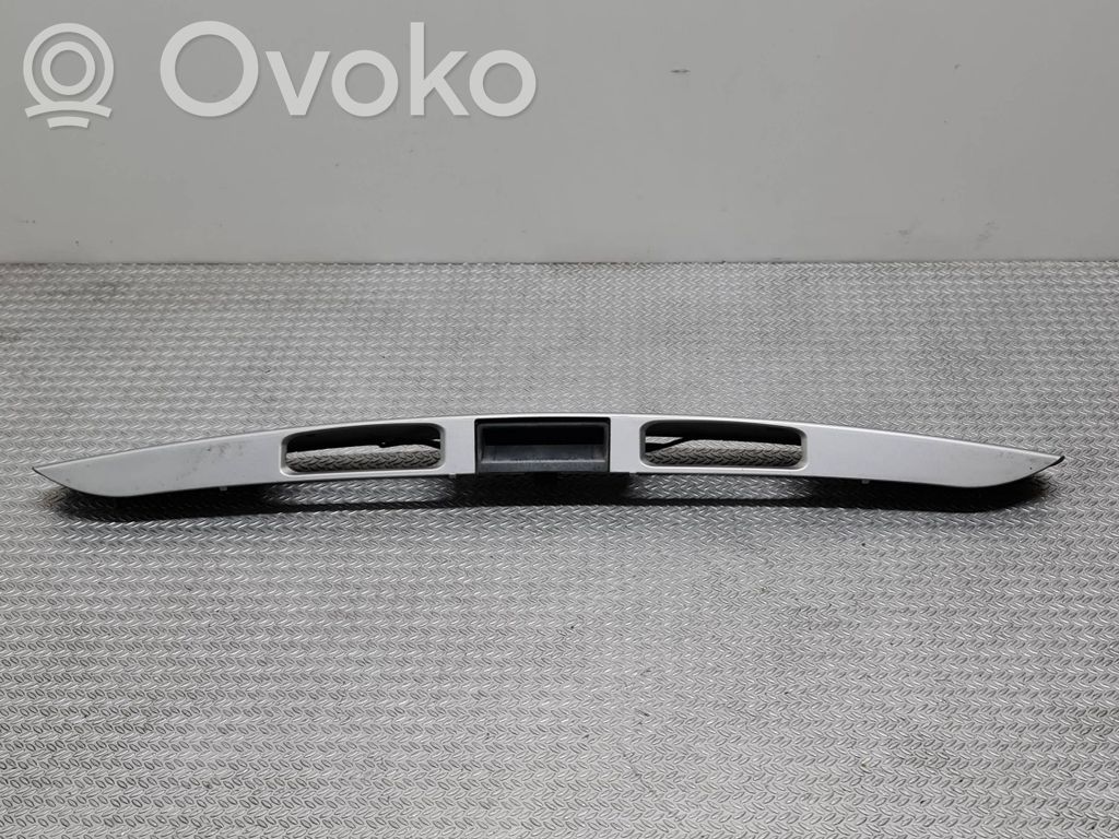 Peugeot 207 Trunk door license plate light bar 