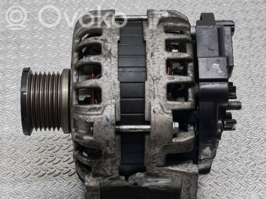 Renault Captur Generator/alternator 