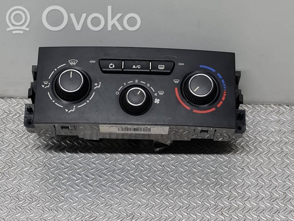 Peugeot 207 Climate control unit 