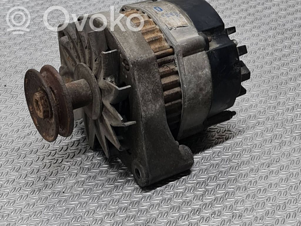 Audi 80 90 S2 B4 Ģenerators 
