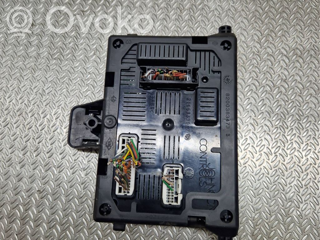 Renault Clio III Comfort/convenience module 