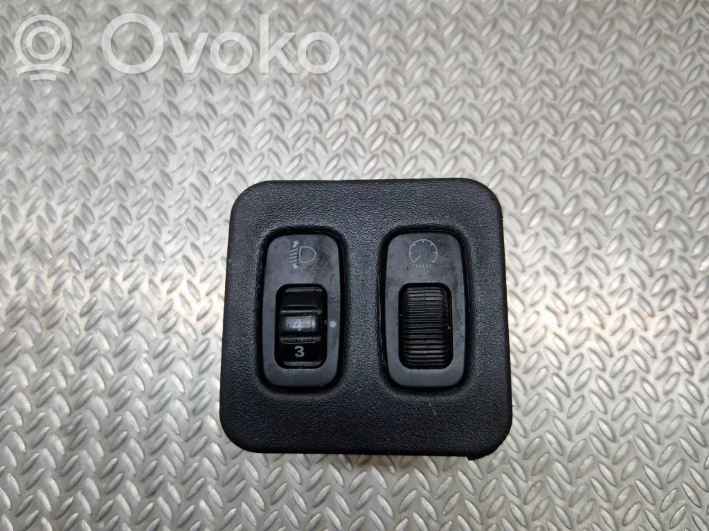 Mitsubishi Pajero Headlight level height control switch 