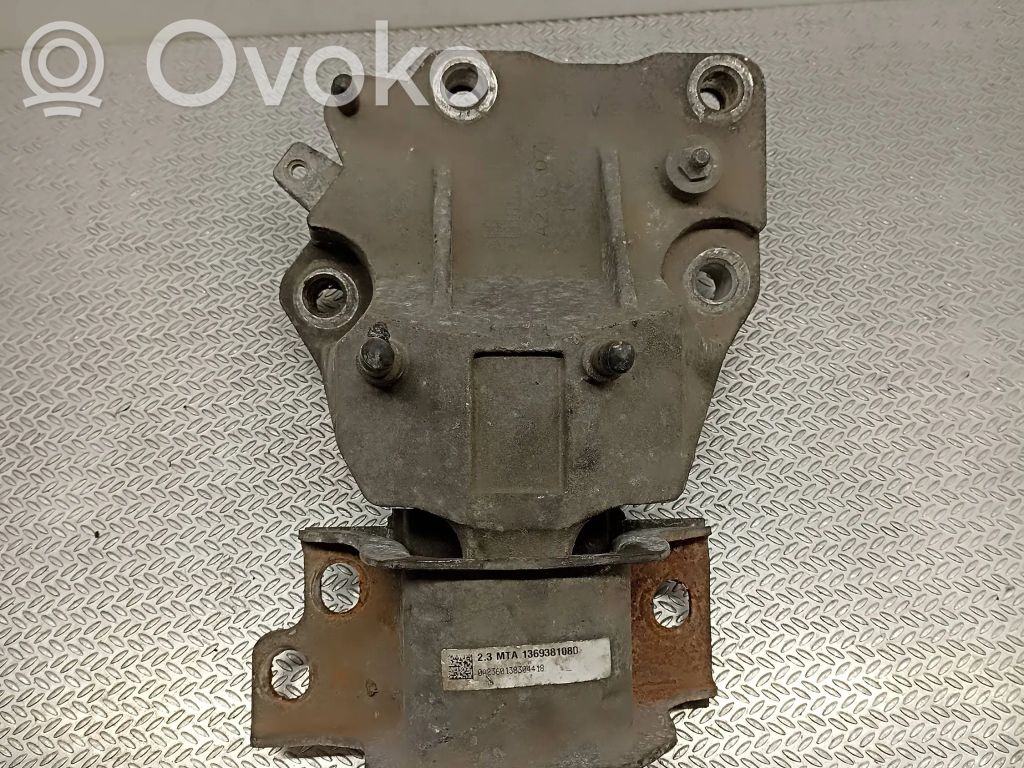 Fiat Ducato Engine mounting bracket 