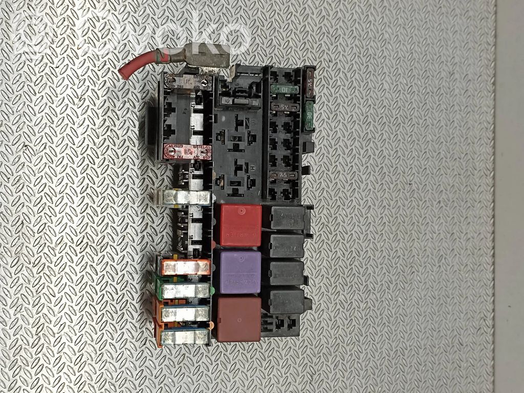 Renault Scenic I Fuse module 