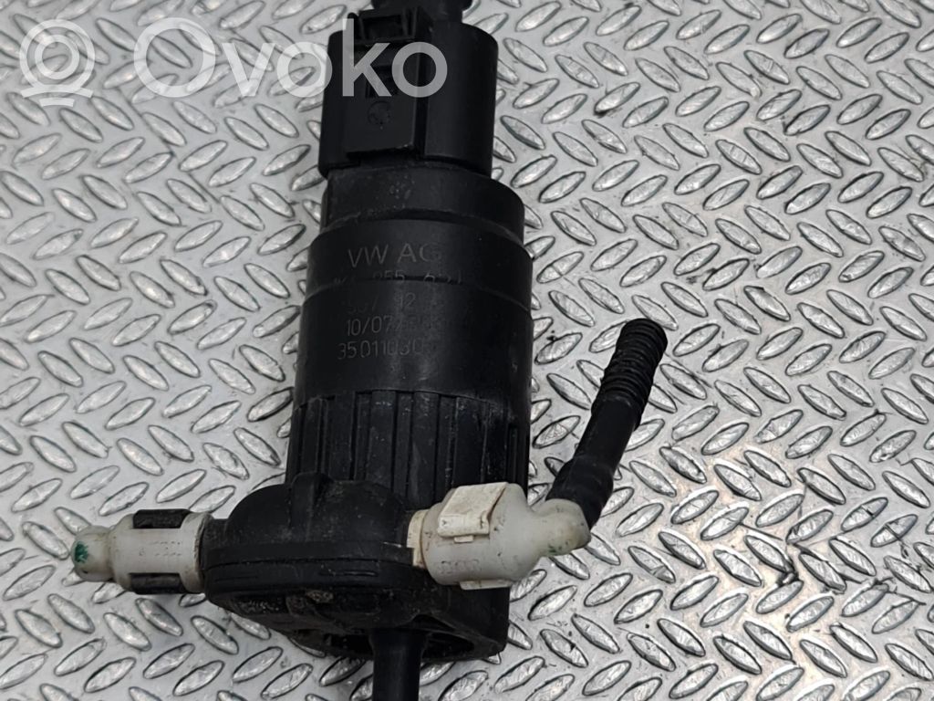Audi A3 S3 8P Pompa spryskiwacza szyby przedniej / czołowej 