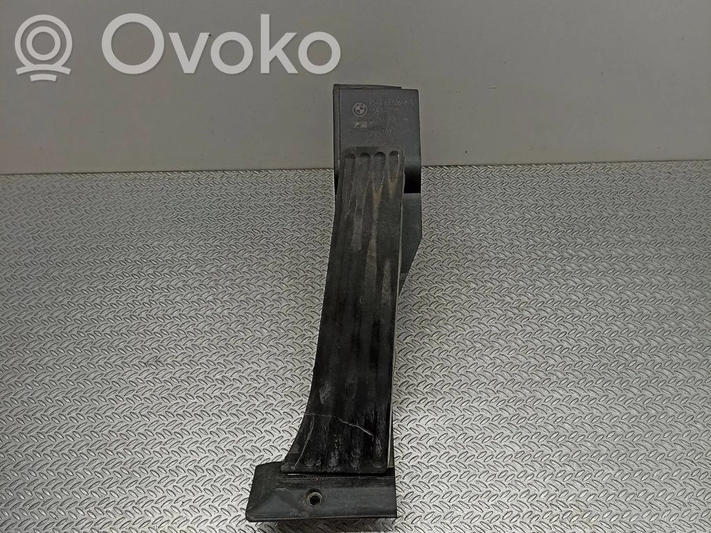 Accelerator throttle pedal   6772646,25916010,051207