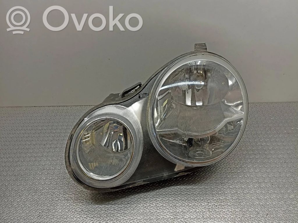 Volkswagen Polo Lampa przednia 