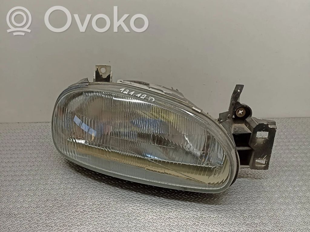Mazda 121 Headlight/headlamp 