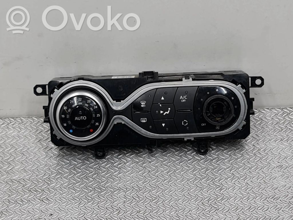 Renault Clio IV Climate control unit 
