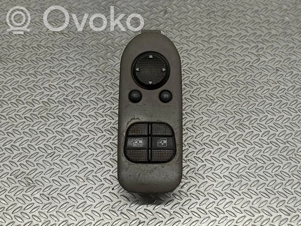 Electric window control switch   7M0867255M,95VWA17167