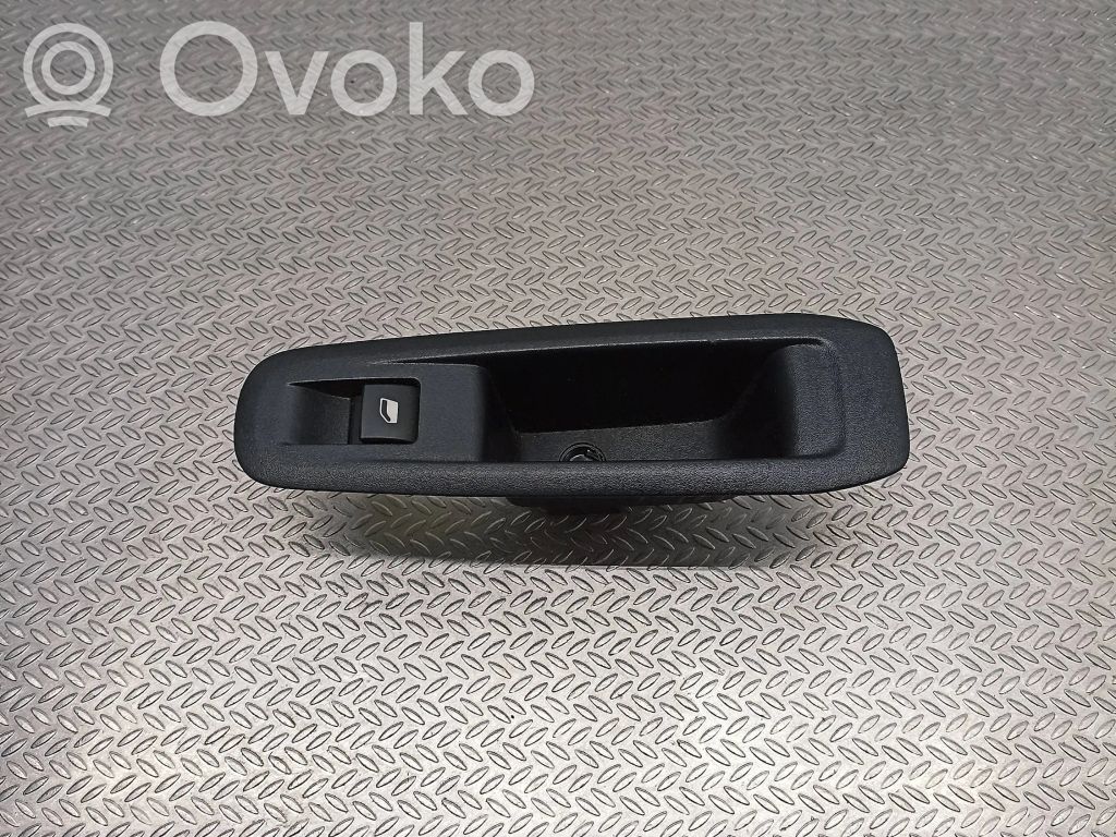 Peugeot 308 Elektrinių langų jungtukas 